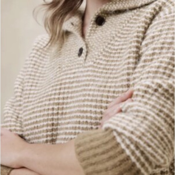 Banana Republic Fuzzy Shawl Collar Sweater Beige Camel Wide Collar XXL - Picture 2 of 9